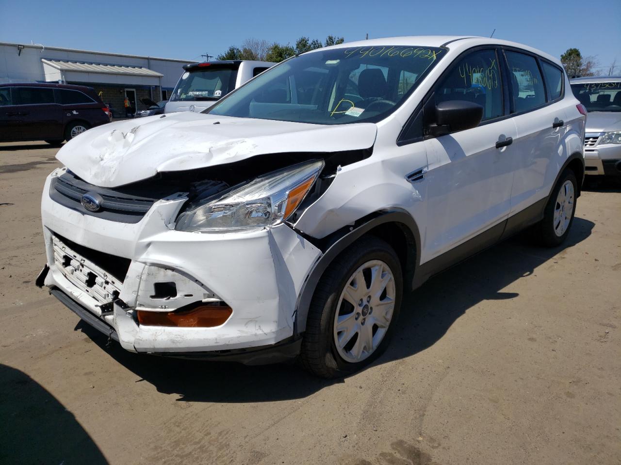 Photo 2 from auction – 2013 FORD ESCAPE S with VIN 1FMCU0F73DUD30375