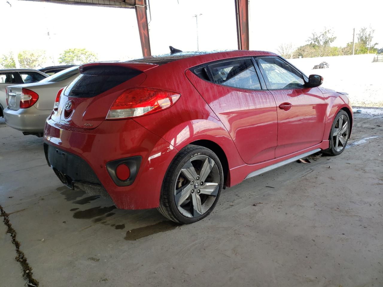 Photo 4 from auction – 2015 HYUNDAI VELOSTER T with VIN KMHTC6AE6FU242290
