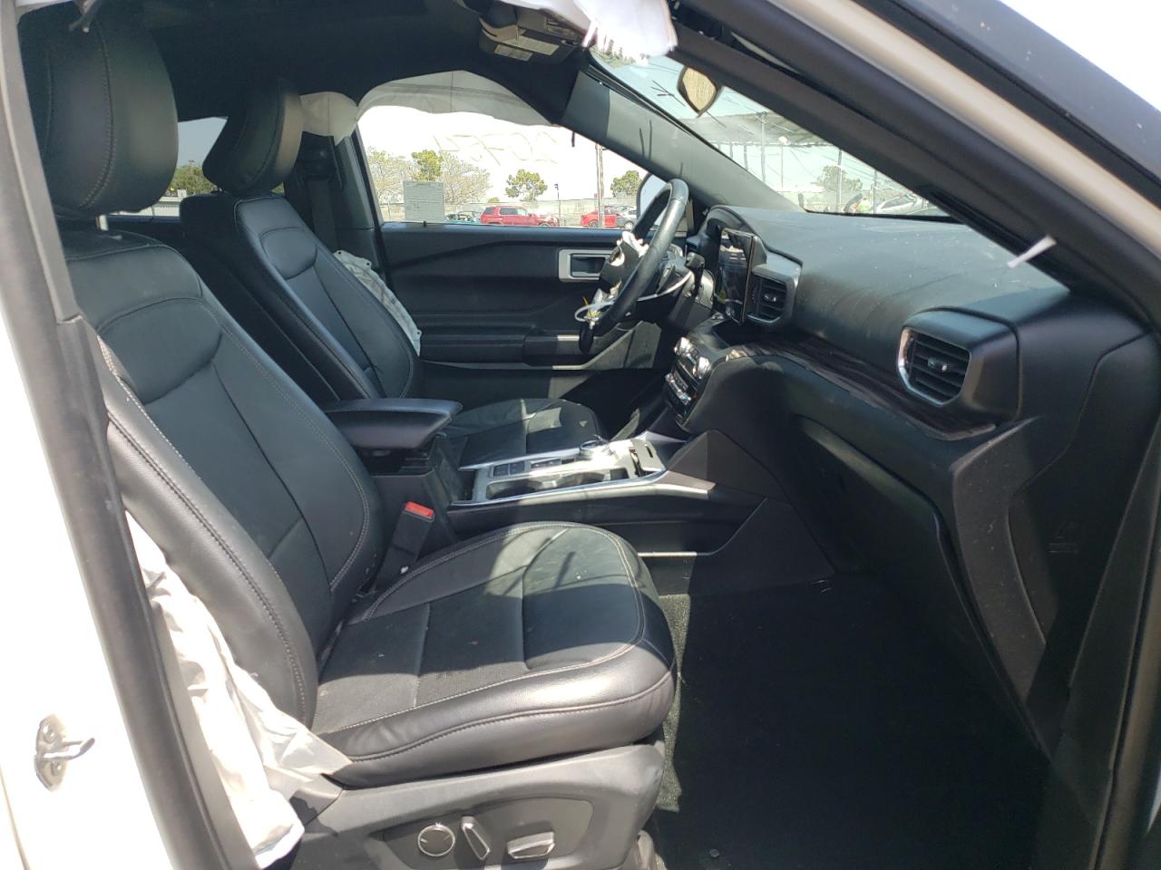 Photo 15 from auction – 2020 FORD EXPLORER L with VIN 1FMSK7FH2LGC30039