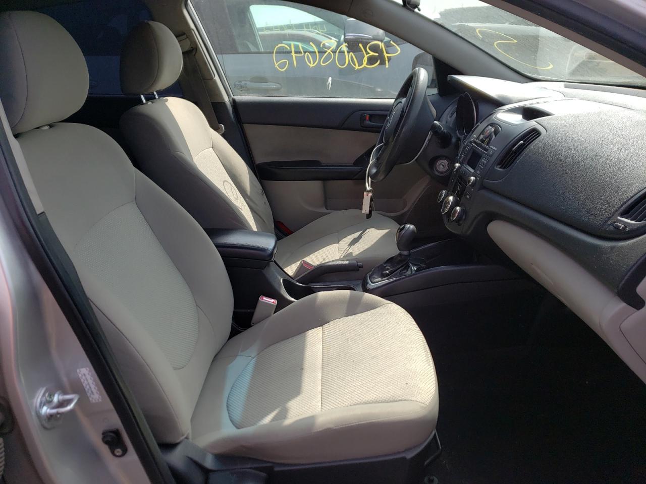 Foto 5 de la subasta – 2012 KIA FORTE EX con VIN KNAFU4A28C5631184