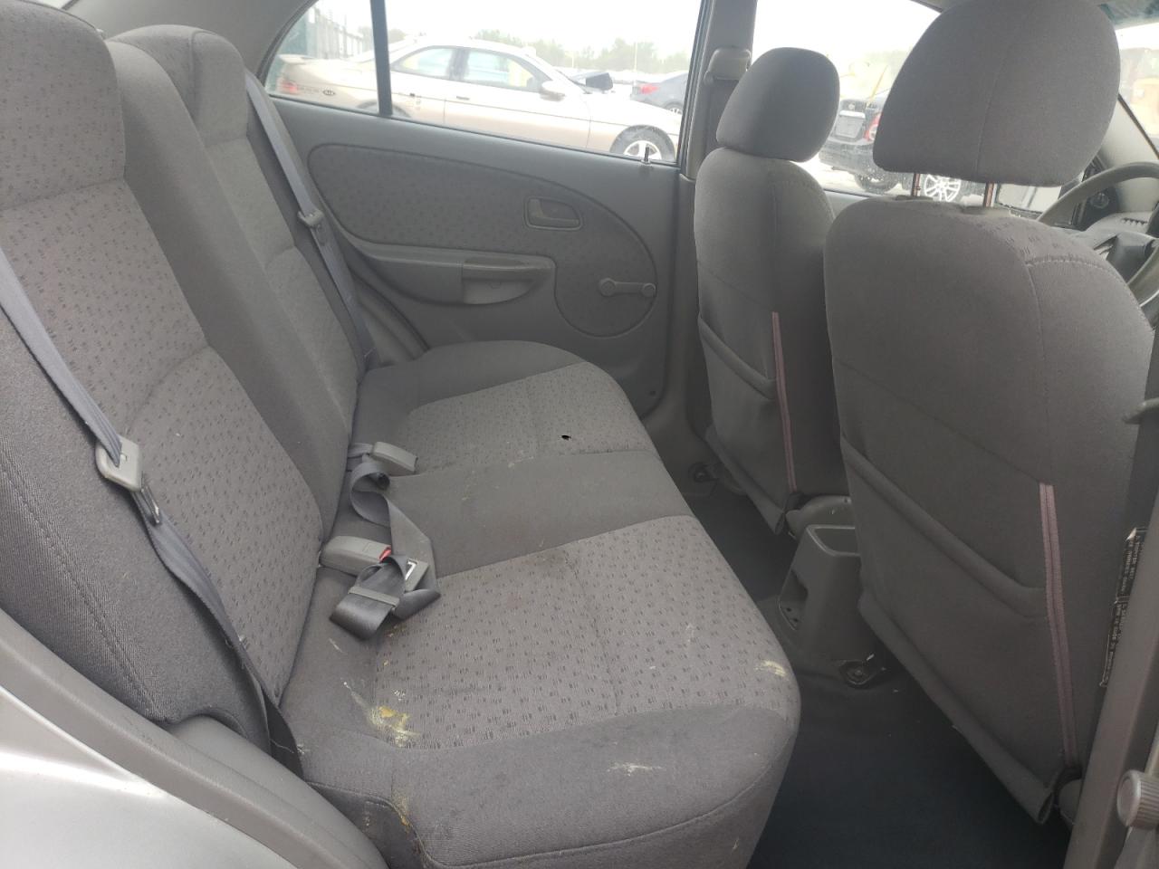 Photo 6 from auction – 2004 KIA RIO with VIN KNADC125646300567