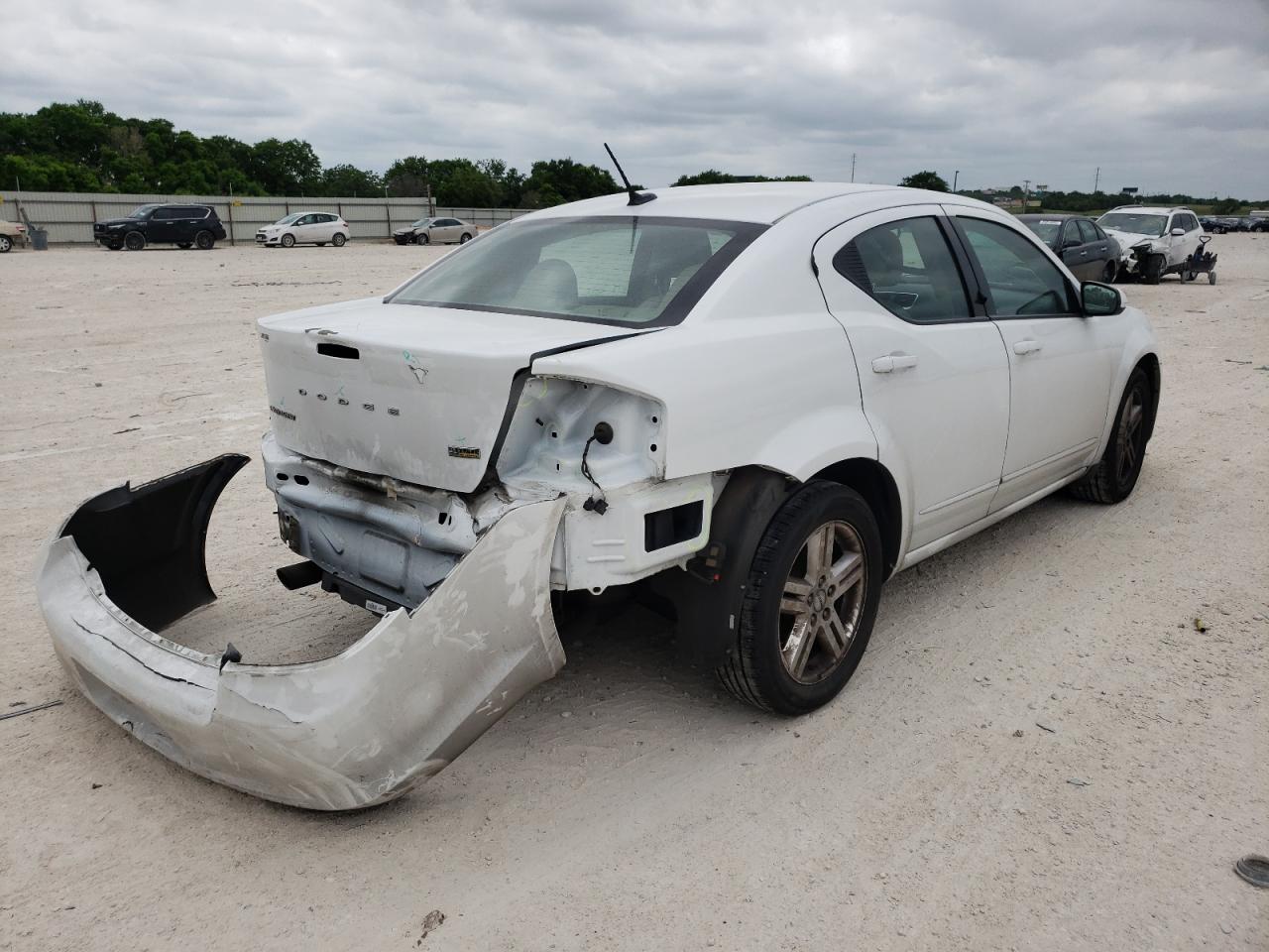 Photo 4 from auction – 2013 DODGE AVENGER SX with VIN 1C3CDZCG4DN709168