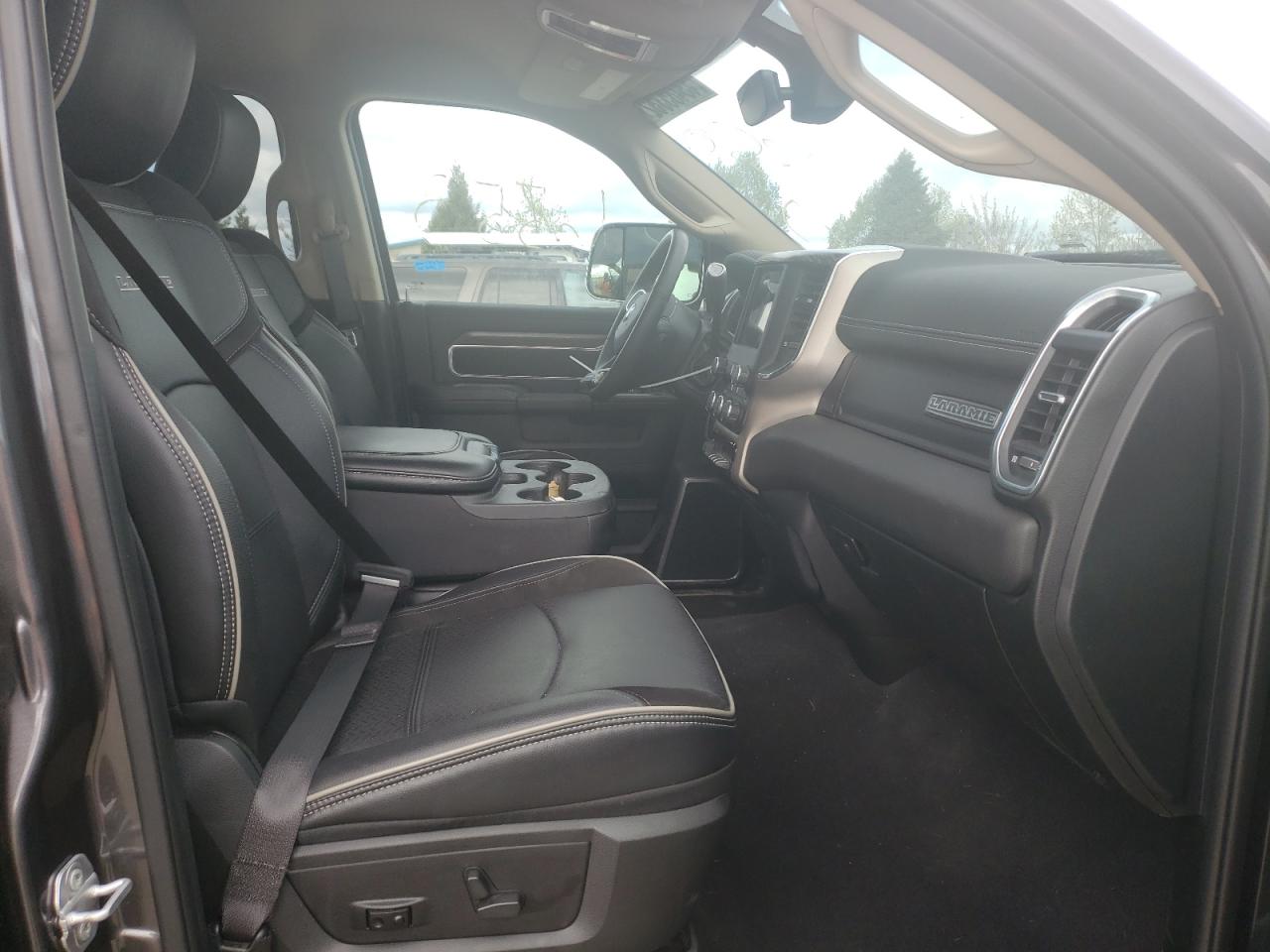 Photo 5 from auction – 2021 RAM 2500 LARAM with VIN 3C6UR5FL6MG653852