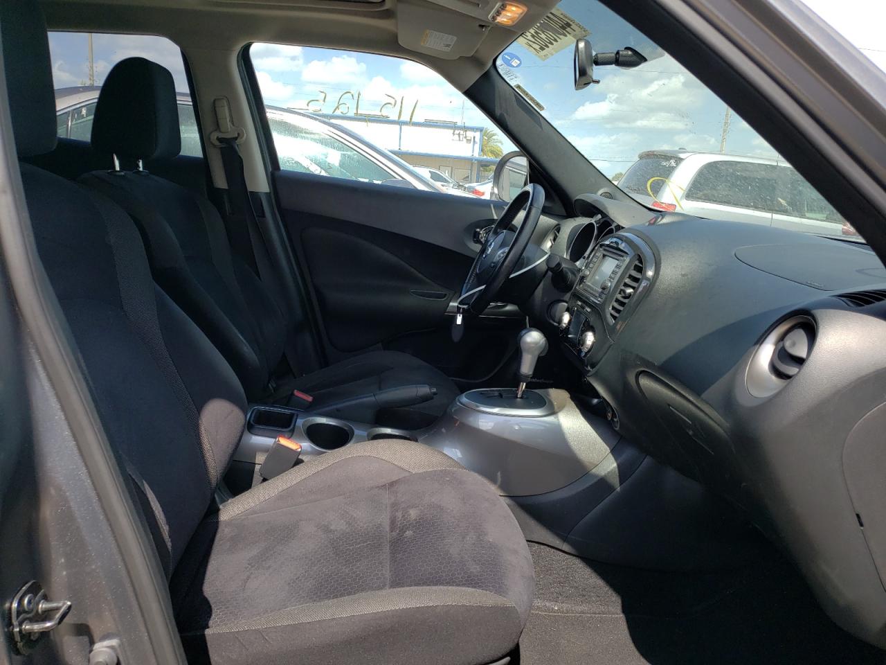 Photo 5 from auction – 2013 NISSAN JUKE S with VIN JN8AF5MR4DT224003