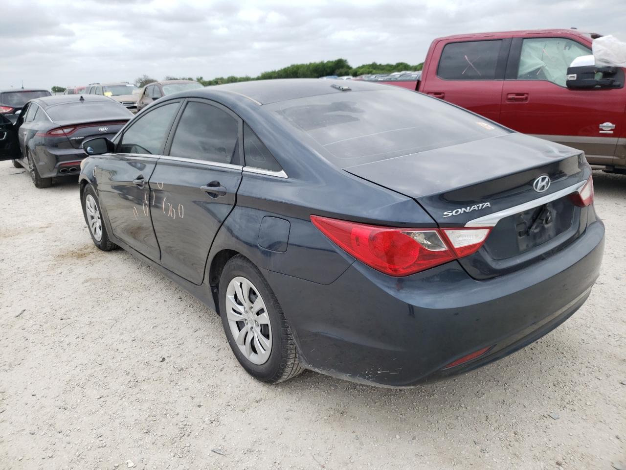 Photo 3 from auction – 2011 HYUNDAI SONATA GLS with VIN 5NPEB4AC7BH079821