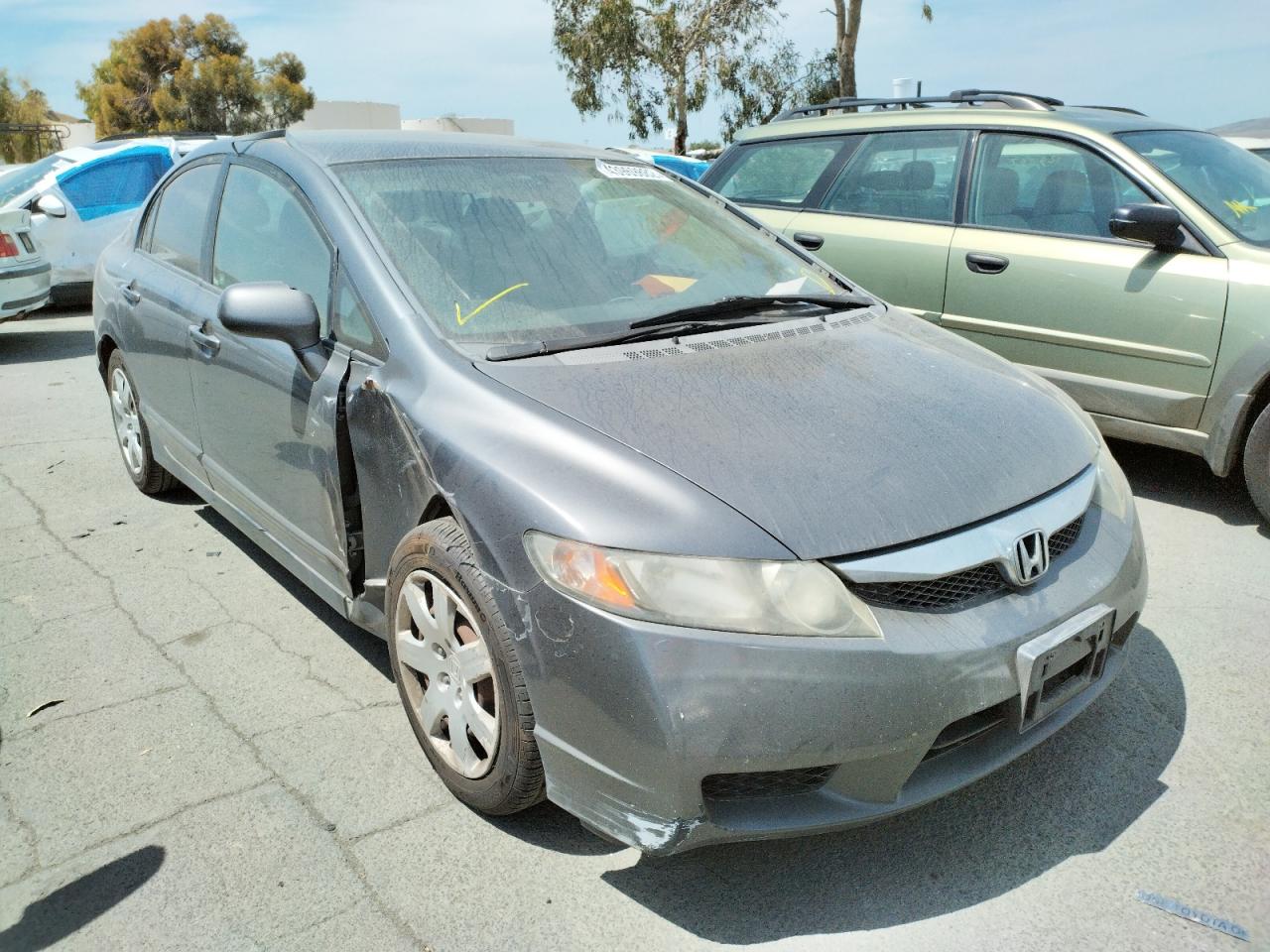 Photo 1 from auction – 2010 HONDA CIVIC LX with VIN 19XFA1F56AE075715