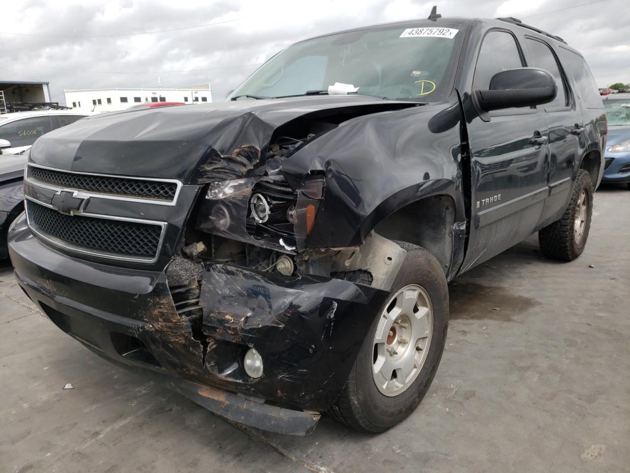 Photo 2 from auction – 2007 CHEVROLET TAHOE C150 with VIN 1GNFC13037R423154