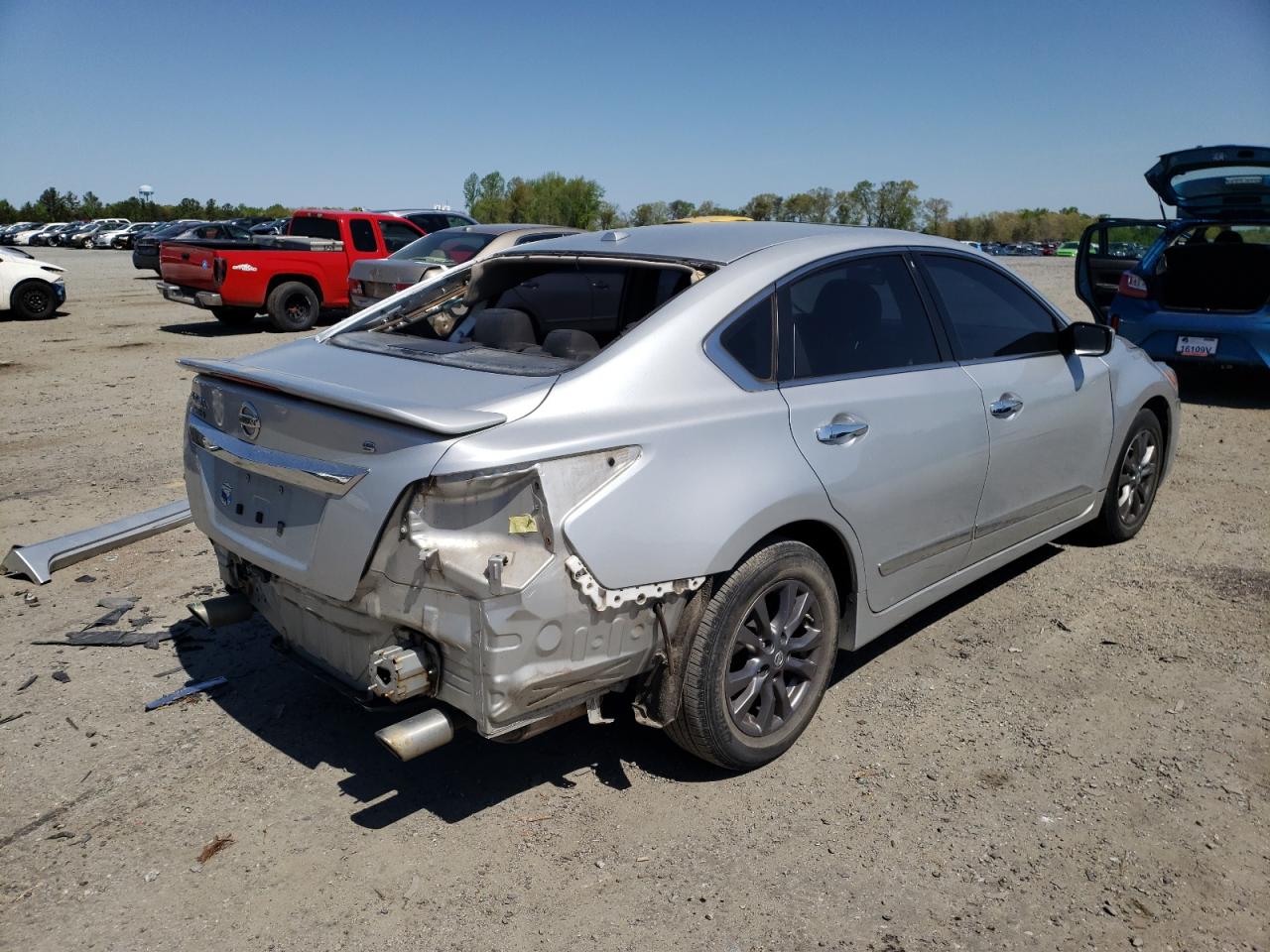 Photo 4 from auction – 2015 NISSAN ALTIMA 2.5 with VIN 1N4AL3AP7FC252186