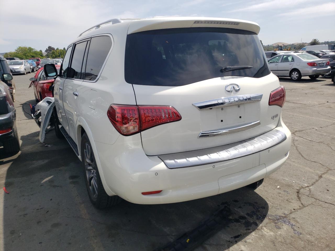 Photo 3 from auction – 2017 INFINITI QX80 BASE with VIN JN8AZ2ND2H9830587