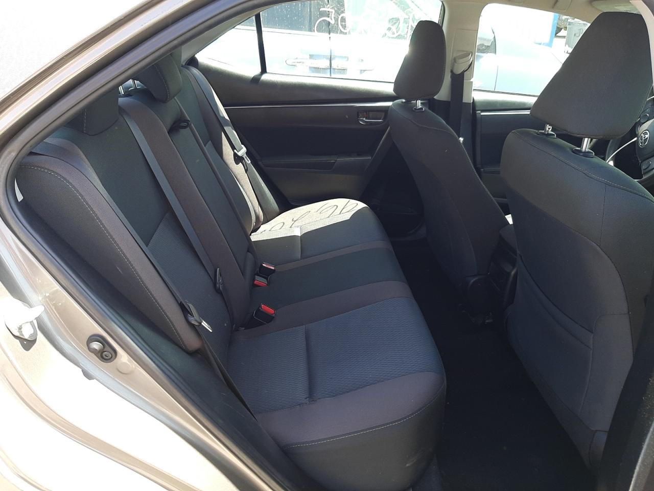Photo 6 from auction – 2018 TOYOTA COROLLA L with VIN 2T1BURHE1JC066730