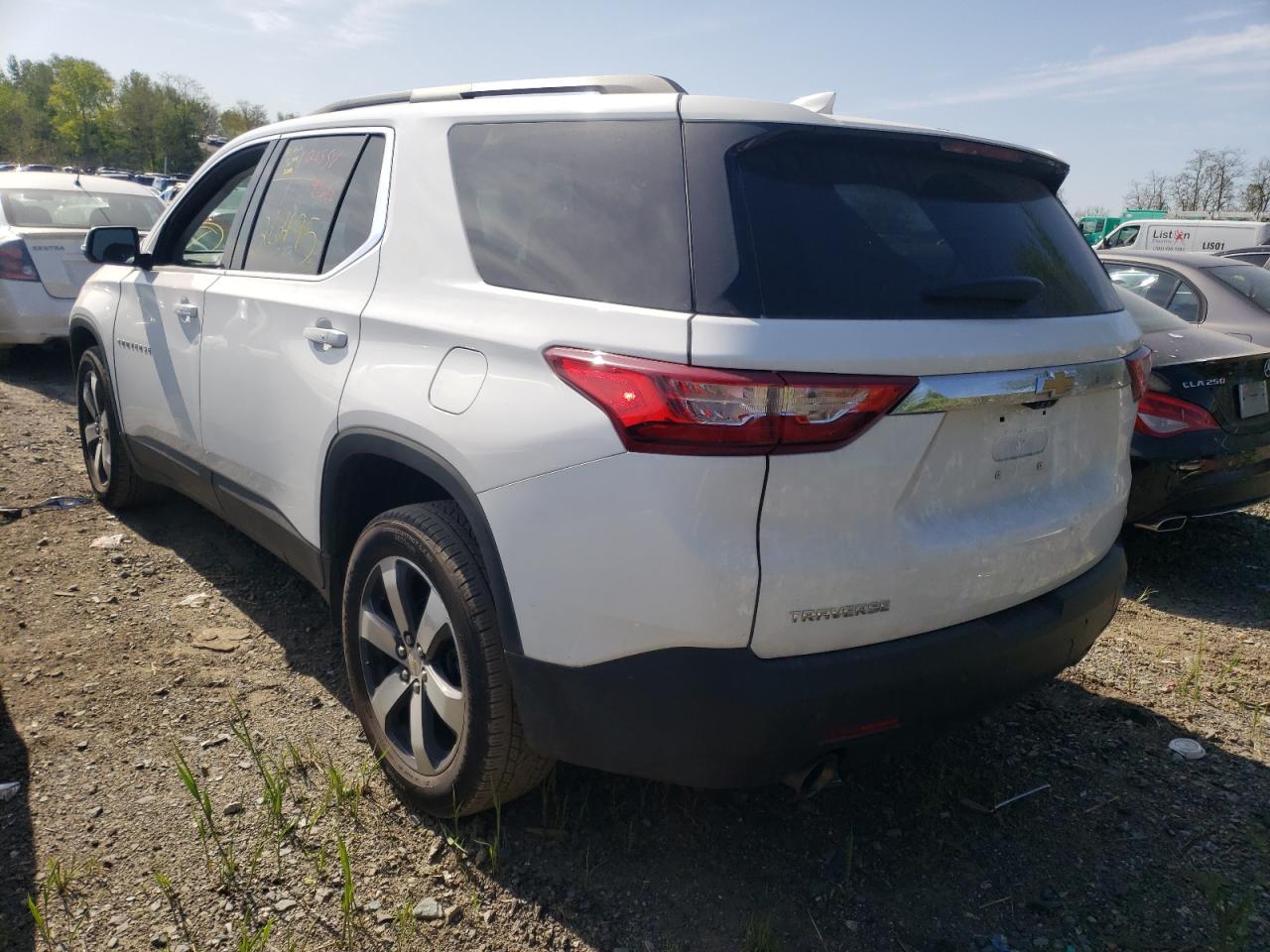 Photo 3 from auction – 2021 CHEVROLET TRAVERSE L with VIN 1GNERHKW1MJ214837