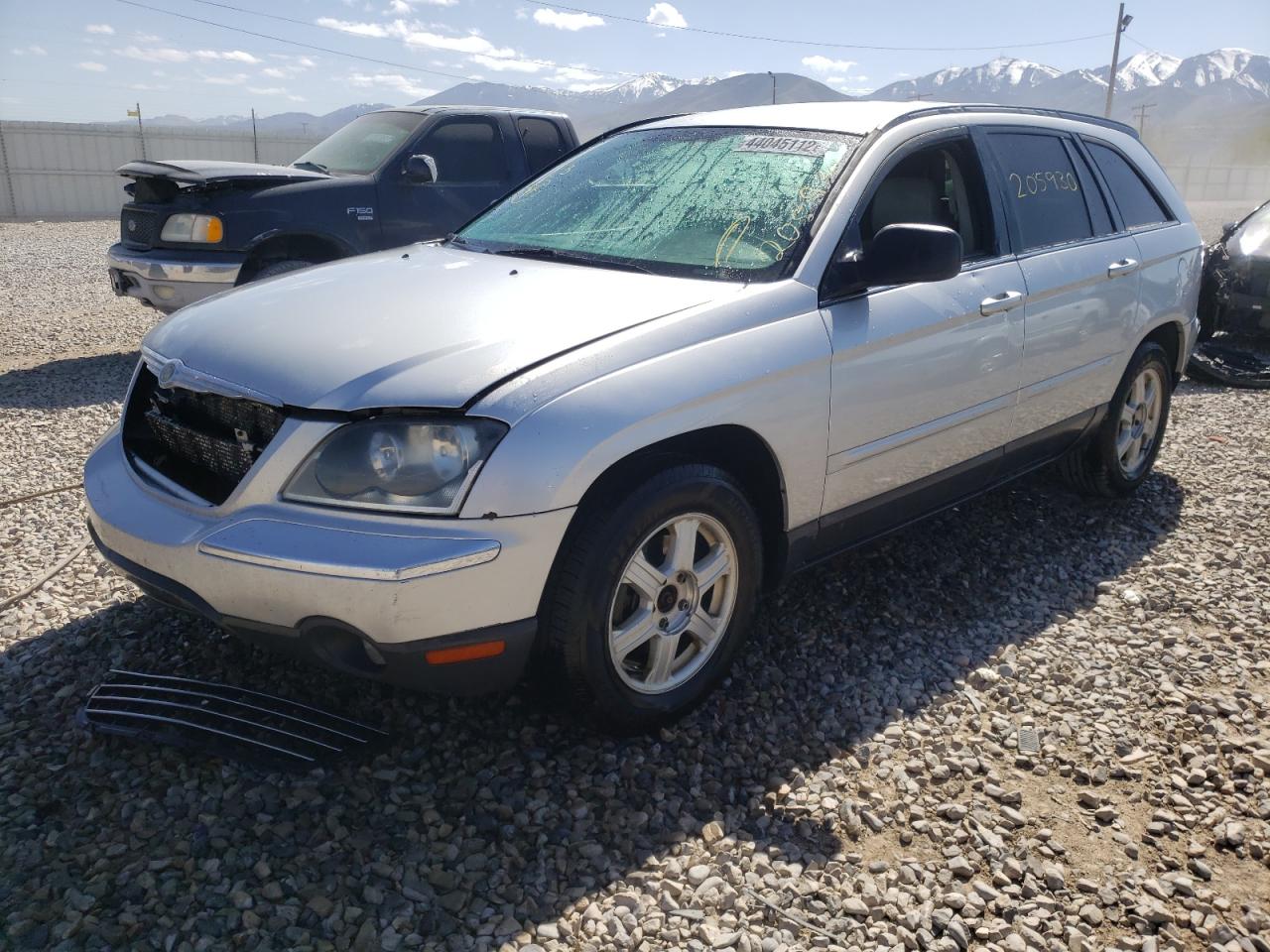 Photo 2 from auction – 2006 CHRYSLER PACIFICA T with VIN 2A4GM68426R798829