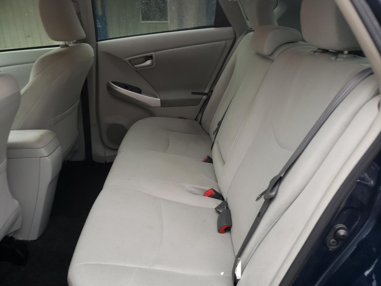 Photo 6 from auction – 2014 TOYOTA PRIUS with VIN JTDKN3DU8E0369169