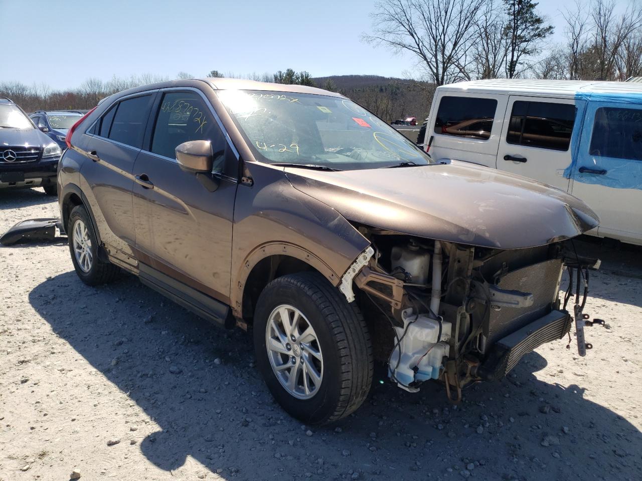 MITSUBISHI ECLIPSE CR 2019 with VIN JA4AT3AA3KZ028596 - Photo from auction