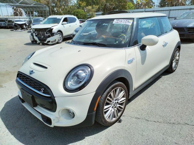 Photo 2 from auction – 2021 MINI COOPER S with VIN WMWXR5C06M2N11460