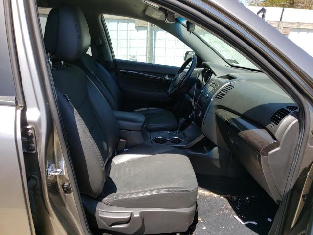 Photo 5 from auction – 2011 KIA SORENTO EX with VIN 5XYKUDA26BG078266