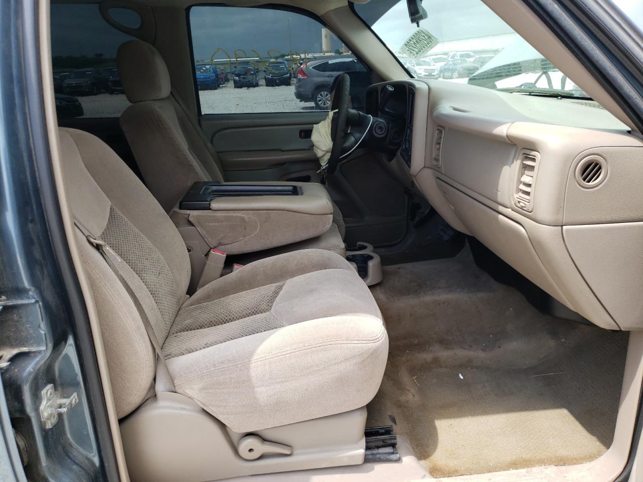 Photo 5 from auction – 2006 CHEVROLET SILVERADO with VIN 2GCEC13V061341129