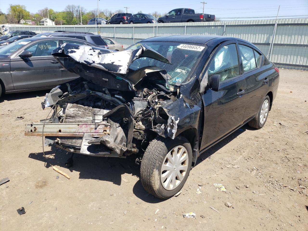 Photo 2 from auction – 2014 NISSAN VERSA S with VIN 3N1CN7AP7EL876905