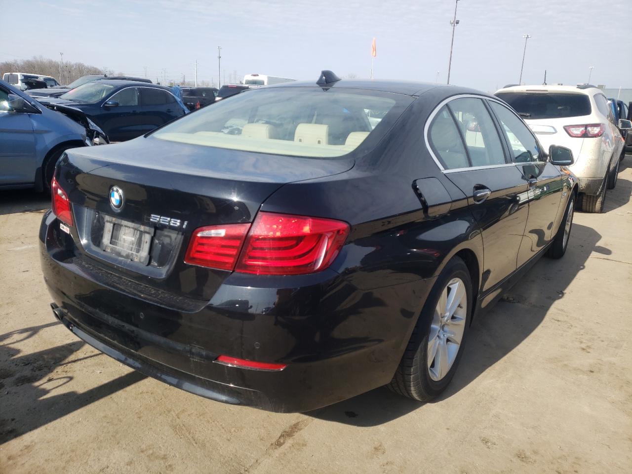 Photo 4 from auction – 2012 BMW 528 I with VIN WBAXG5C55CDW85413