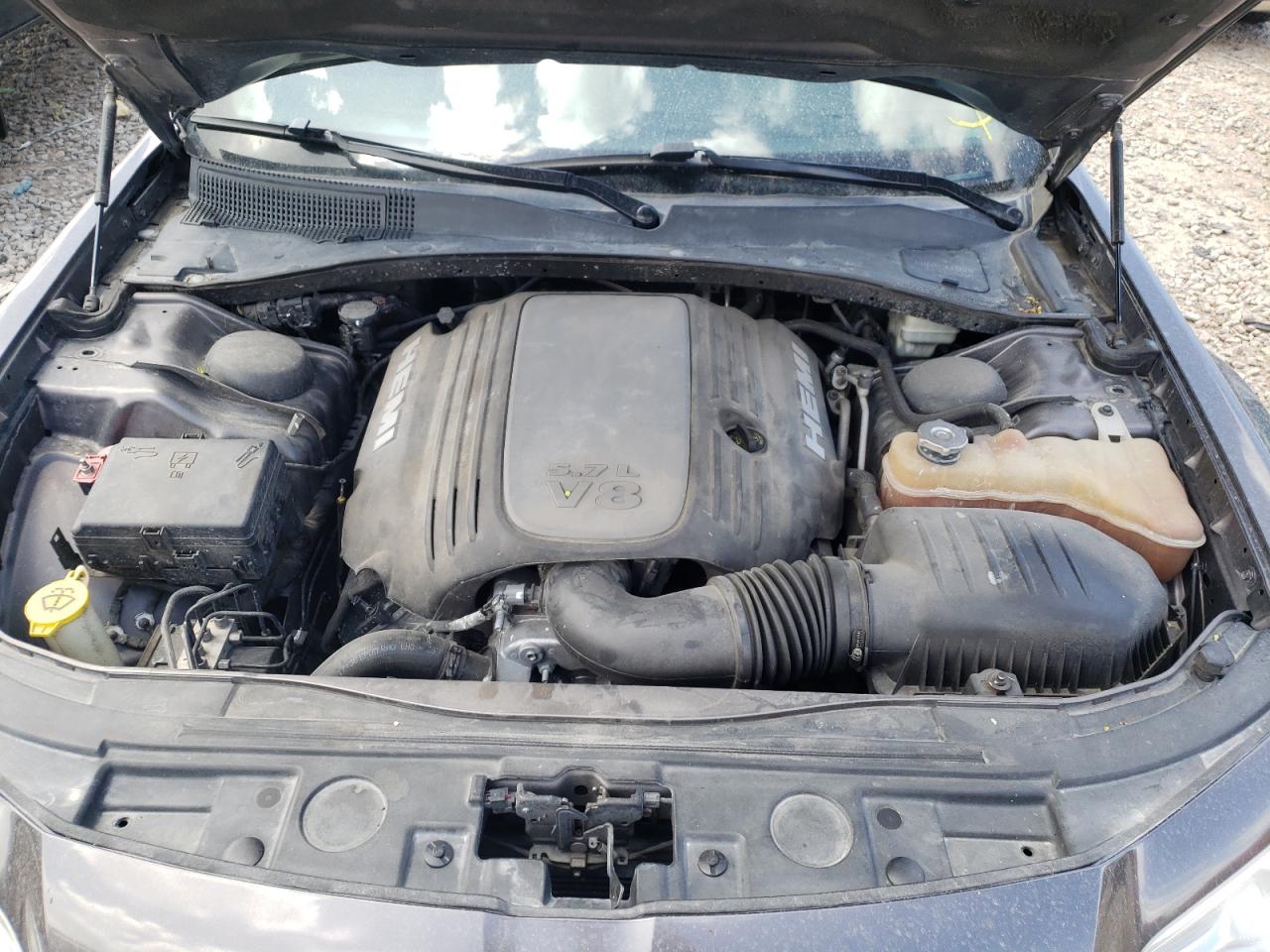 Photo 7 from auction – 2013 CHRYSLER 300C with VIN 2C3CCAET8DH650584