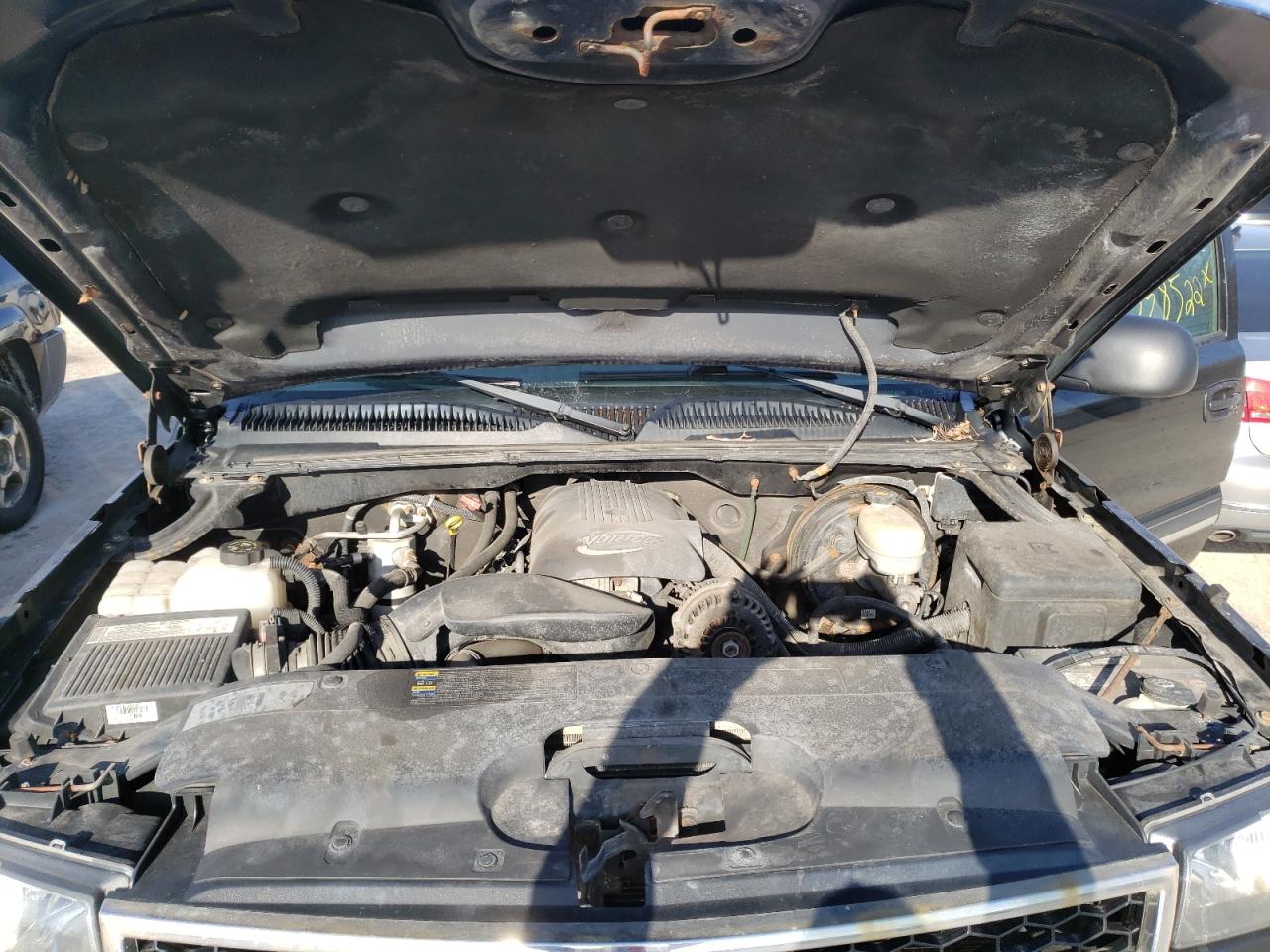 Photo 7 from auction – 2005 CHEVROLET SILVERADO with VIN 2GCEK19B751107679