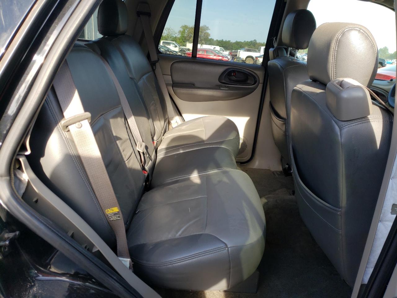 Photo 6 from auction – 2004 CHEVROLET TRAILBLAZE with VIN 1GNDS13SX42158975