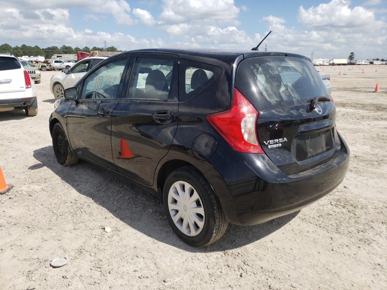 Photo 3 from auction – 2015 NISSAN VERSA NOTE with VIN 3N1CE2CP0FL422707