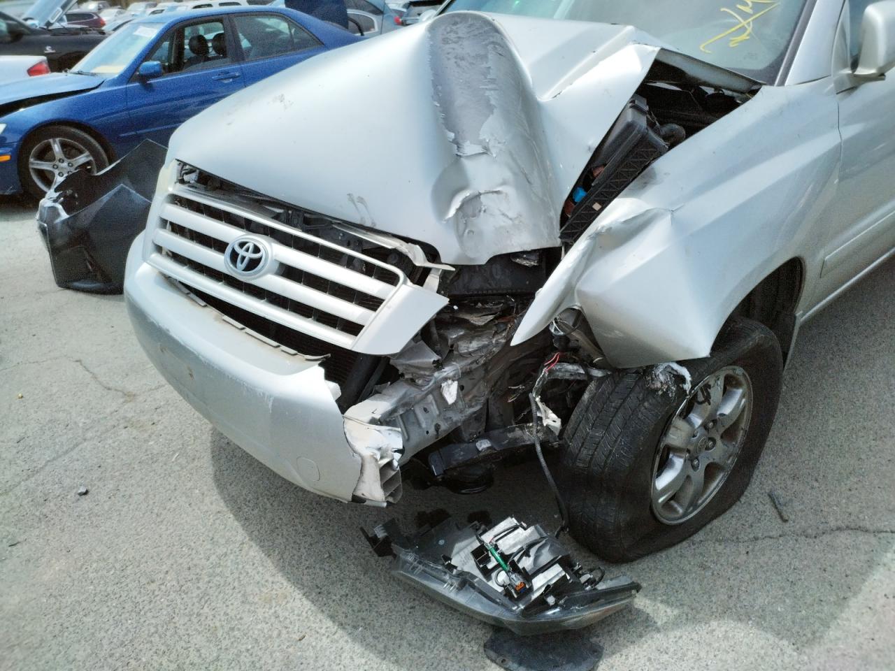 Photo 9 from auction – 2007 TOYOTA HIGHLANDER with VIN JTEEP21A770229575