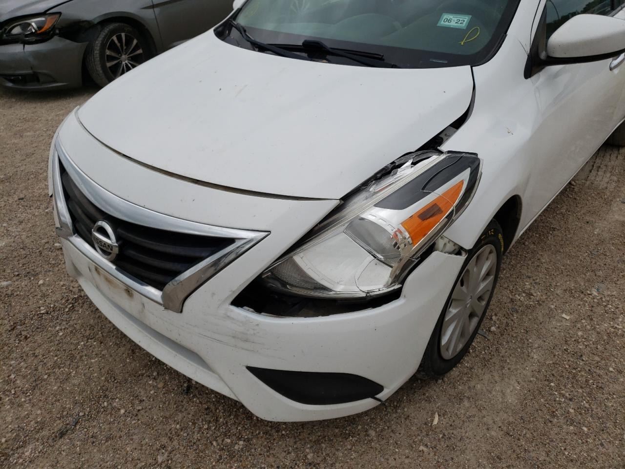 Photo 9 from auction – 2016 NISSAN VERSA S with VIN 3N1CN7AP8GL823892