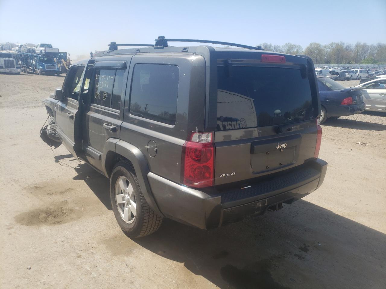 Photo 3 from auction – 2006 JEEP COMMANDER with VIN 1J8HG48N76C291750
