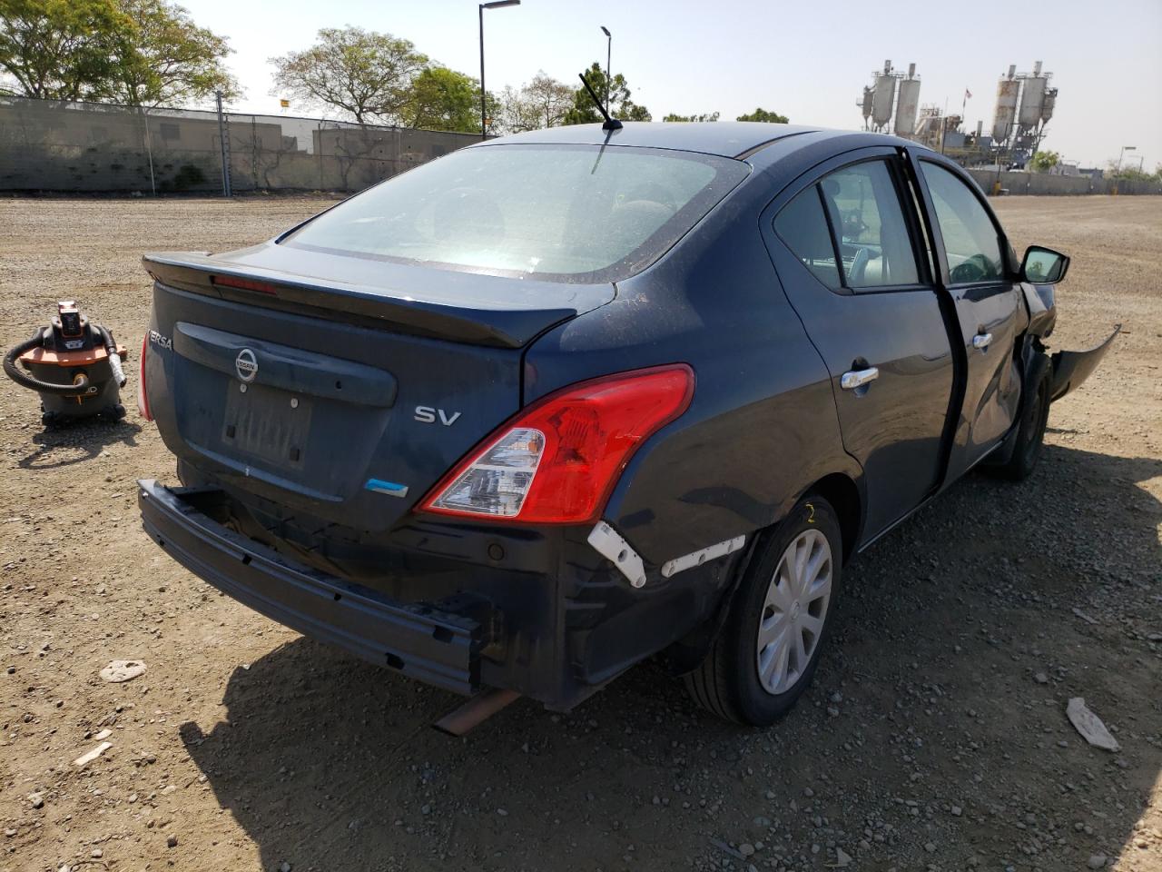 Photo 4 from auction – 2015 NISSAN VERSA S with VIN 3N1CN7AP8FL851545
