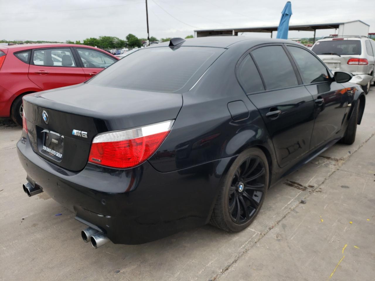 Photo 4 from auction – 2006 BMW M5 with VIN WBSNB93566B582428