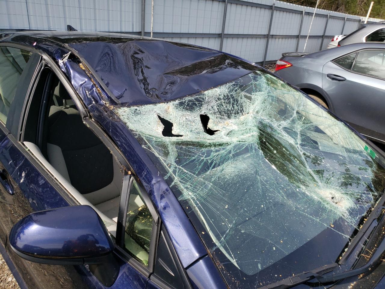 Photo 9 from auction – 2020 TOYOTA COROLLA LE with VIN JTDEBRBE2LJ024909