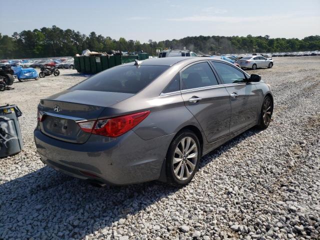 Photo 4 from auction – 2013 HYUNDAI SONATA SE with VIN 5NPEC4AC2DH761571