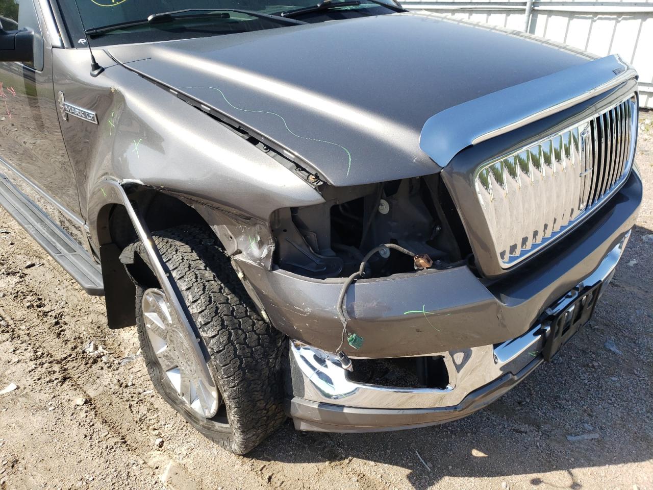 Photo 9 from auction – 2006 LINCOLN MARK LT with VIN 5LTPW18596FJ03147