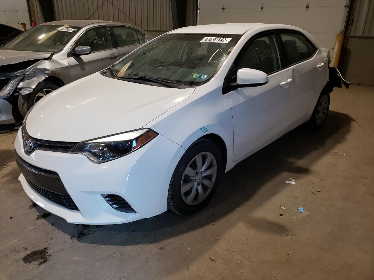 Photo 2 from auction – 2015 TOYOTA COROLLA L with VIN 2T1BURHE1FC422049