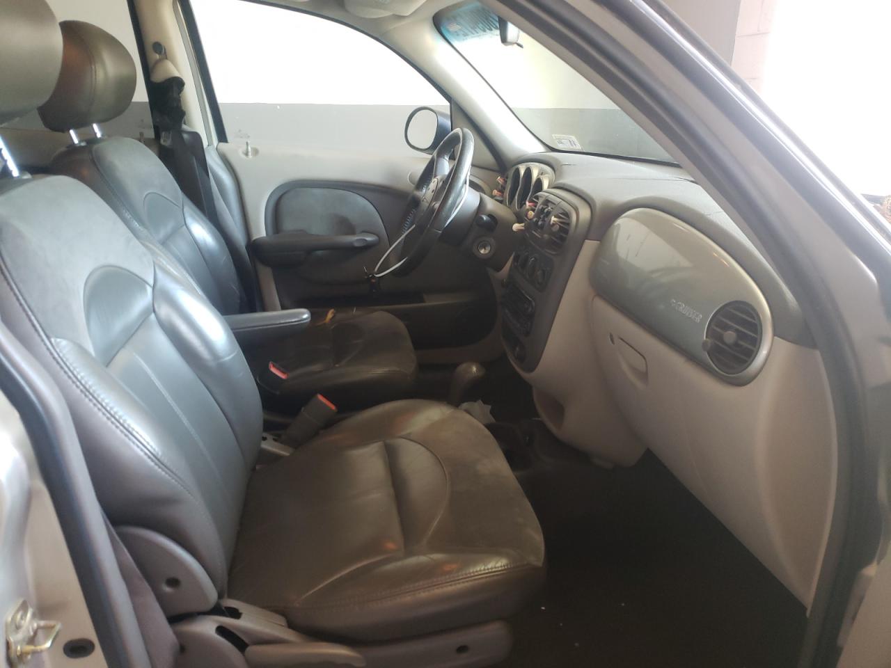 Photo 5 from auction – 2002 CHRYSLER PT CRUISER with VIN 3C8FY68B62T269037