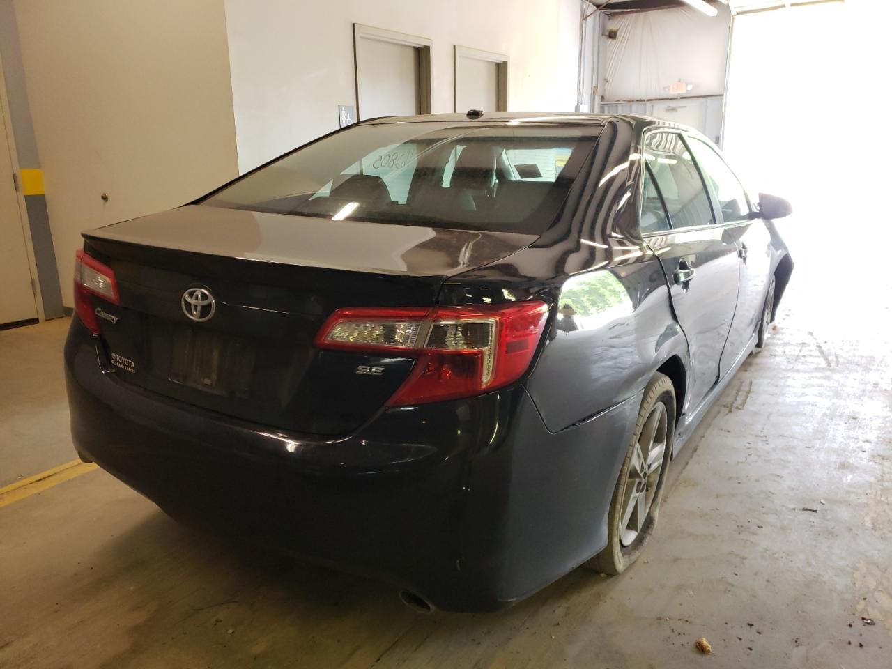 Photo 4 from auction – 2013 TOYOTA CAMRY L with VIN 4T1BF1FK8DU720422