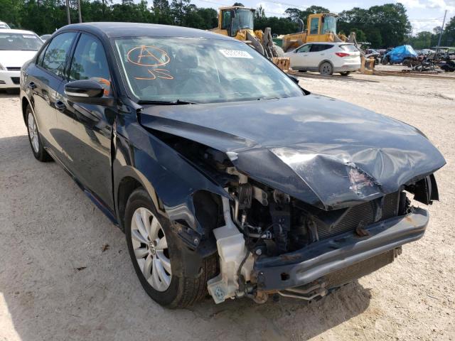 VOLKSWAGEN PASSAT S 2013 with VIN 1VWAP7A30DC134655 - Photo from auction