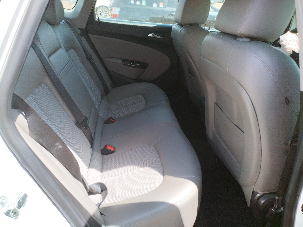 Photo 6 from auction – 2014 BUICK VERANO with VIN 1G4PP5SK7E4130133