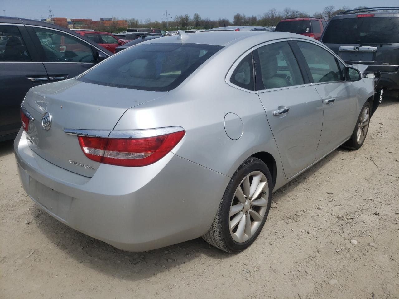 Foto 4 de la subasta – 2014 BUICK VERANO con VIN 1G4PP5SK8E4210606