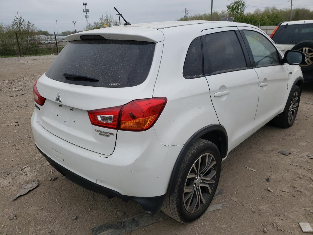 Photo 4 from auction – 2016 MITSUBISHI OUTLANDER with VIN JA4AR3AU0GZ045825