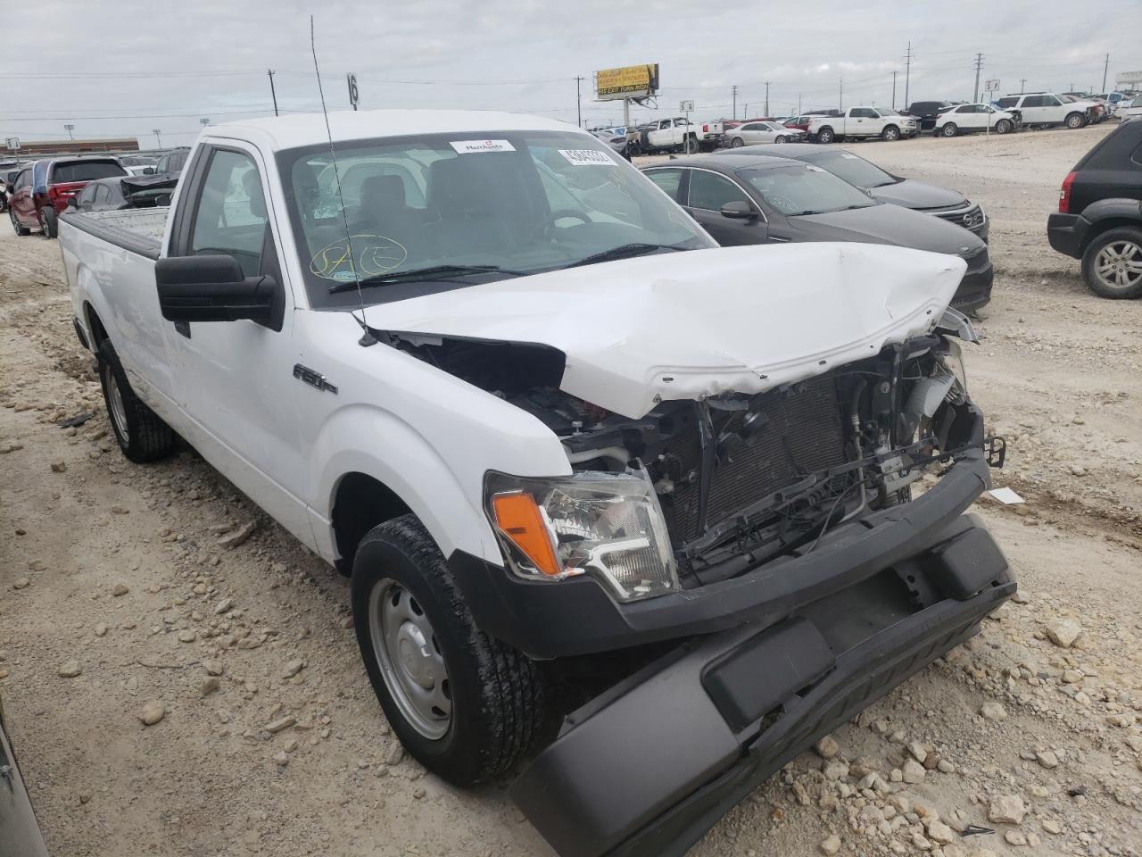 FORD F150 2014 with VIN 1FTMF1CM1EKG46051 - Photo from auction