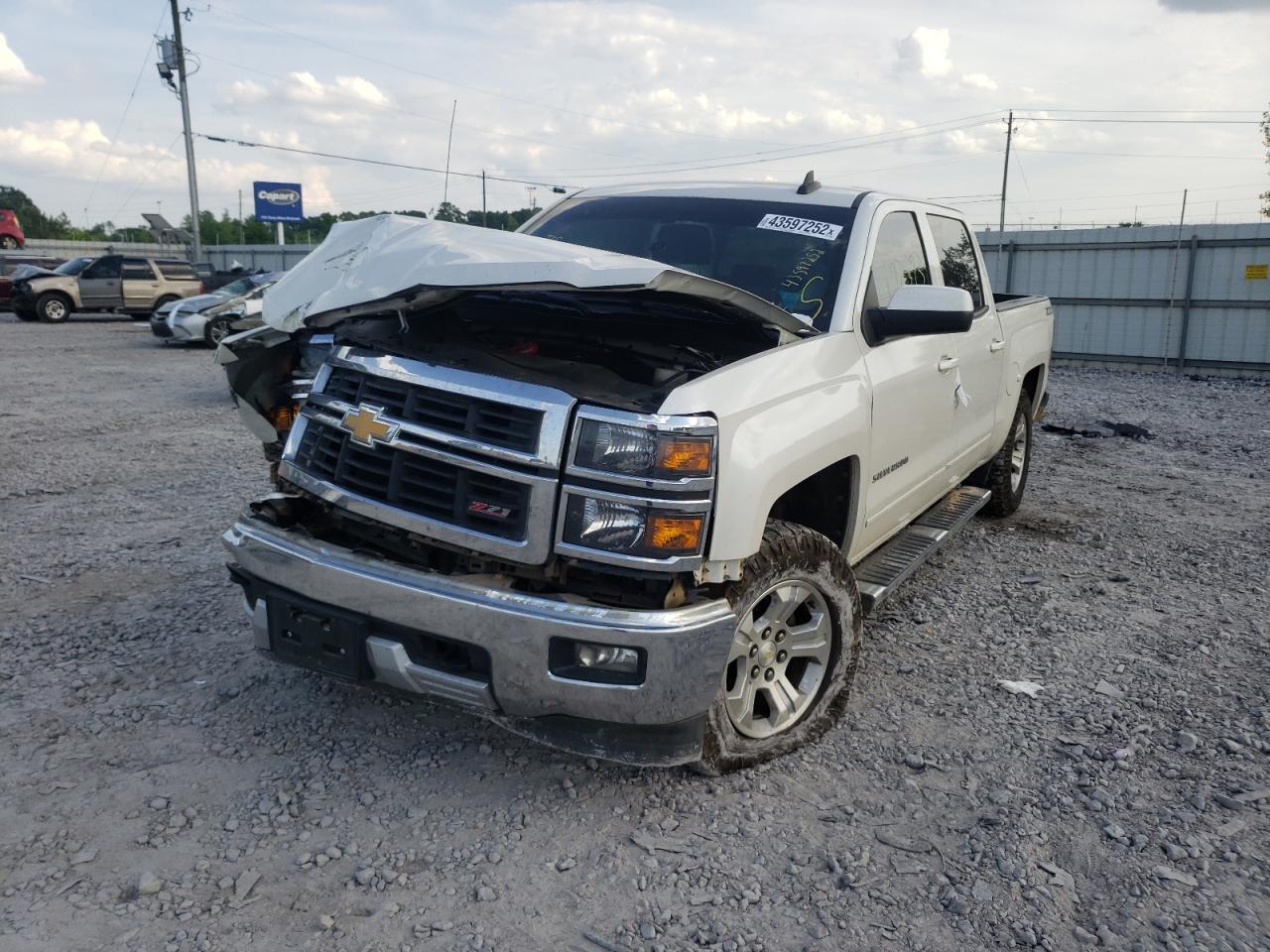 Photo 2 from auction – 2015 CHEVROLET SILVERADO with VIN 3GCUKREC8FG351715