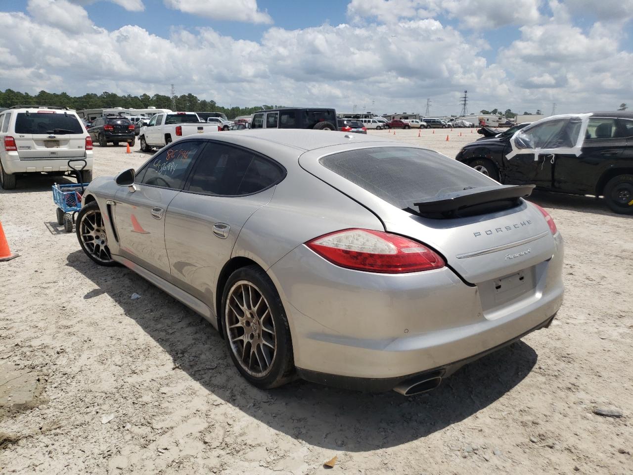 Photo 3 from auction – 2012 PORSCHE PANAMERA 2 with VIN WP0AA2A75CL012592