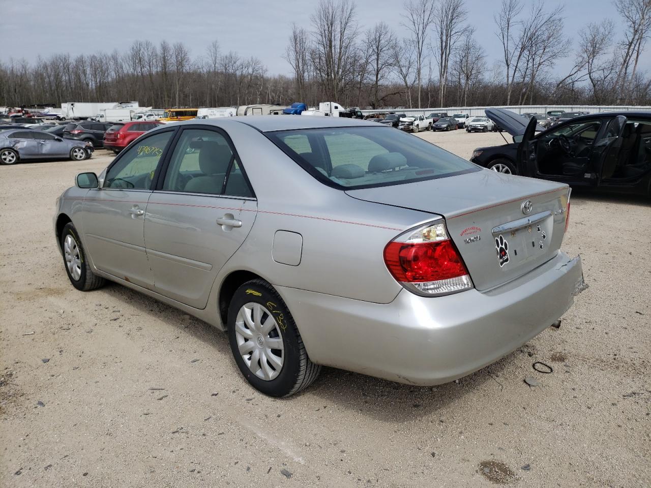 Photo 3 from auction – 2005 TOYOTA CAMRY with VIN 4T1BE32K25U004542