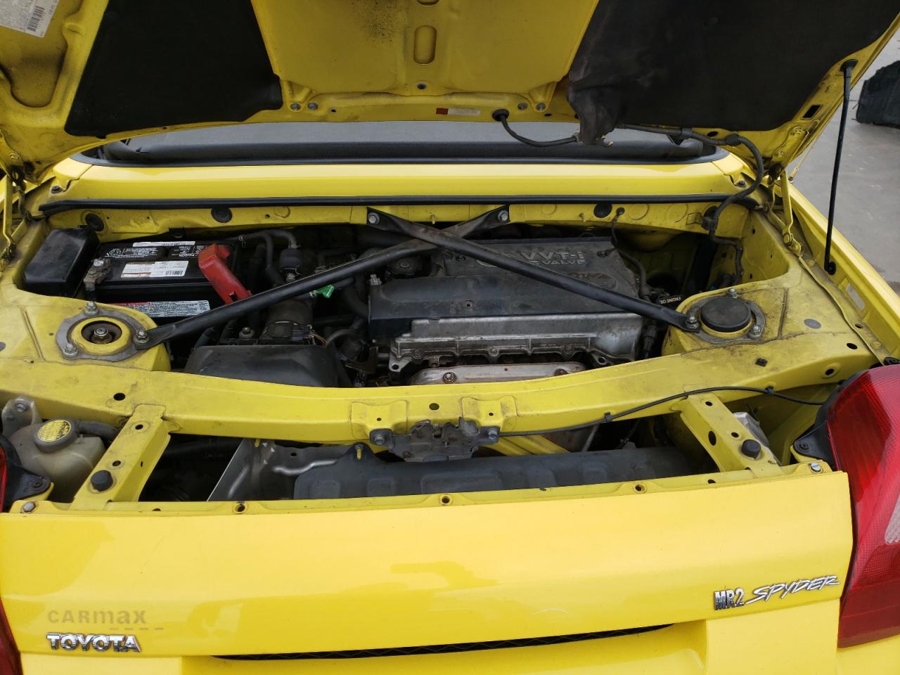 Photo 7 from auction – 2002 TOYOTA MR2 SPYDER with VIN JTDFR320320044589