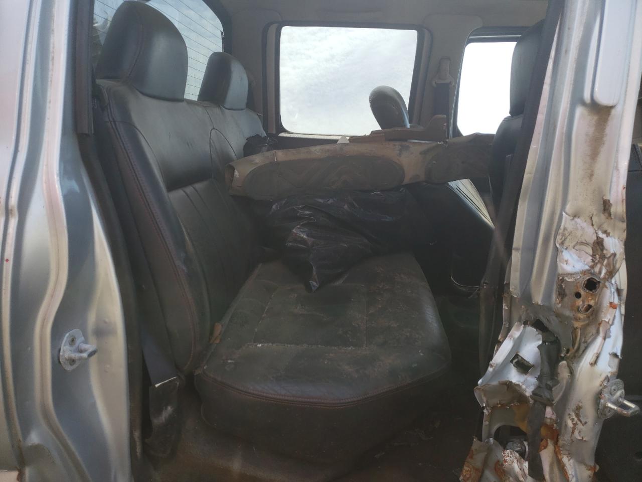 Photo 6 from auction – 2001 NISSAN FRONTIER C with VIN 1N6MD27T71C354015