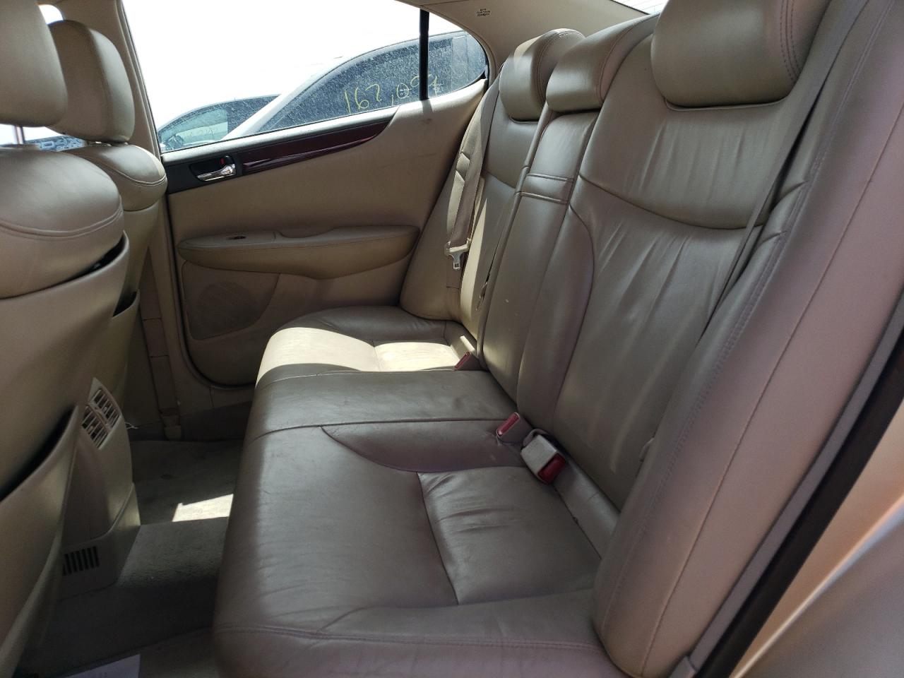 Photo 6 from auction – 2002 LEXUS ES 300 with VIN JTHBF30G020065745