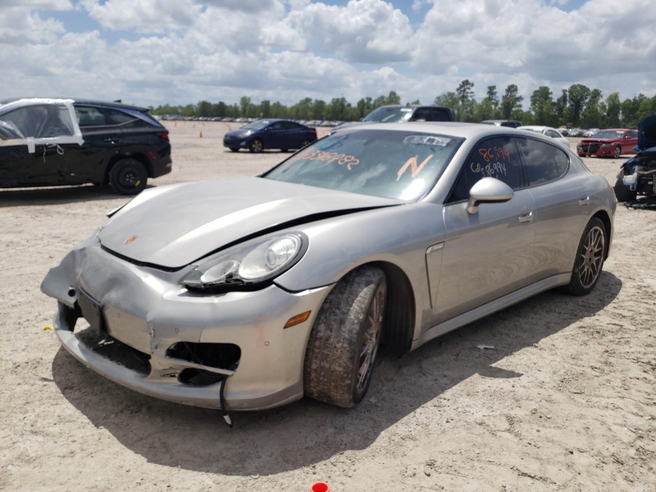 Photo 2 from auction – 2012 PORSCHE PANAMERA 2 with VIN WP0AA2A75CL012592